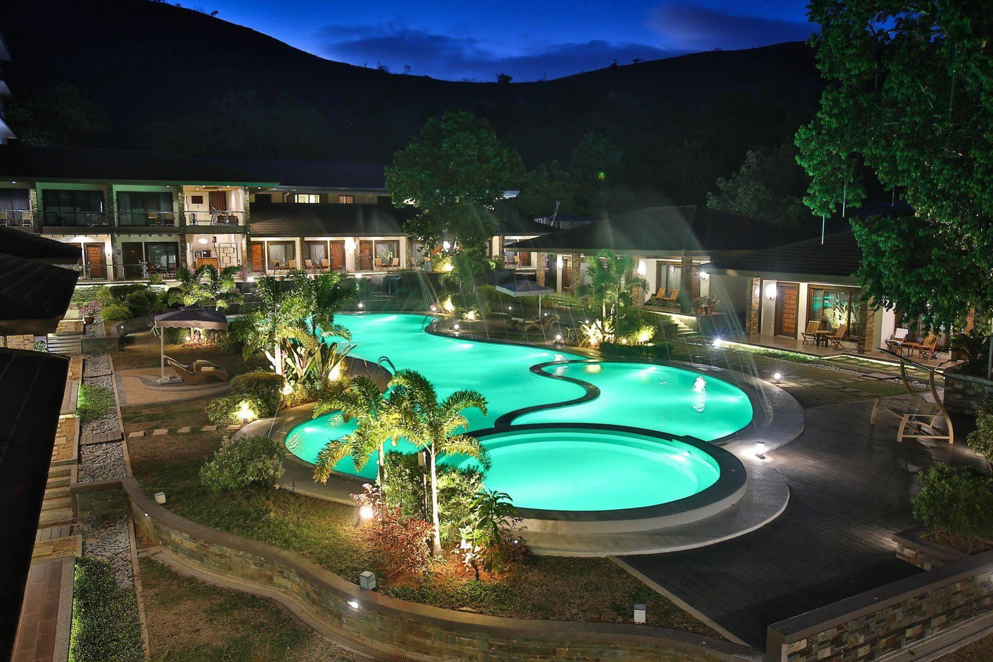 Coron Soleil Express Hotel Exteriér fotografie